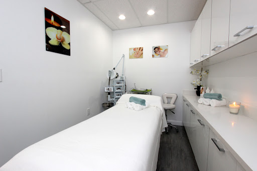 Beauty Salon «Zuka Beauty Lounge», reviews and photos, 15400 Biscayne Blvd, Aventura, FL 33160, USA