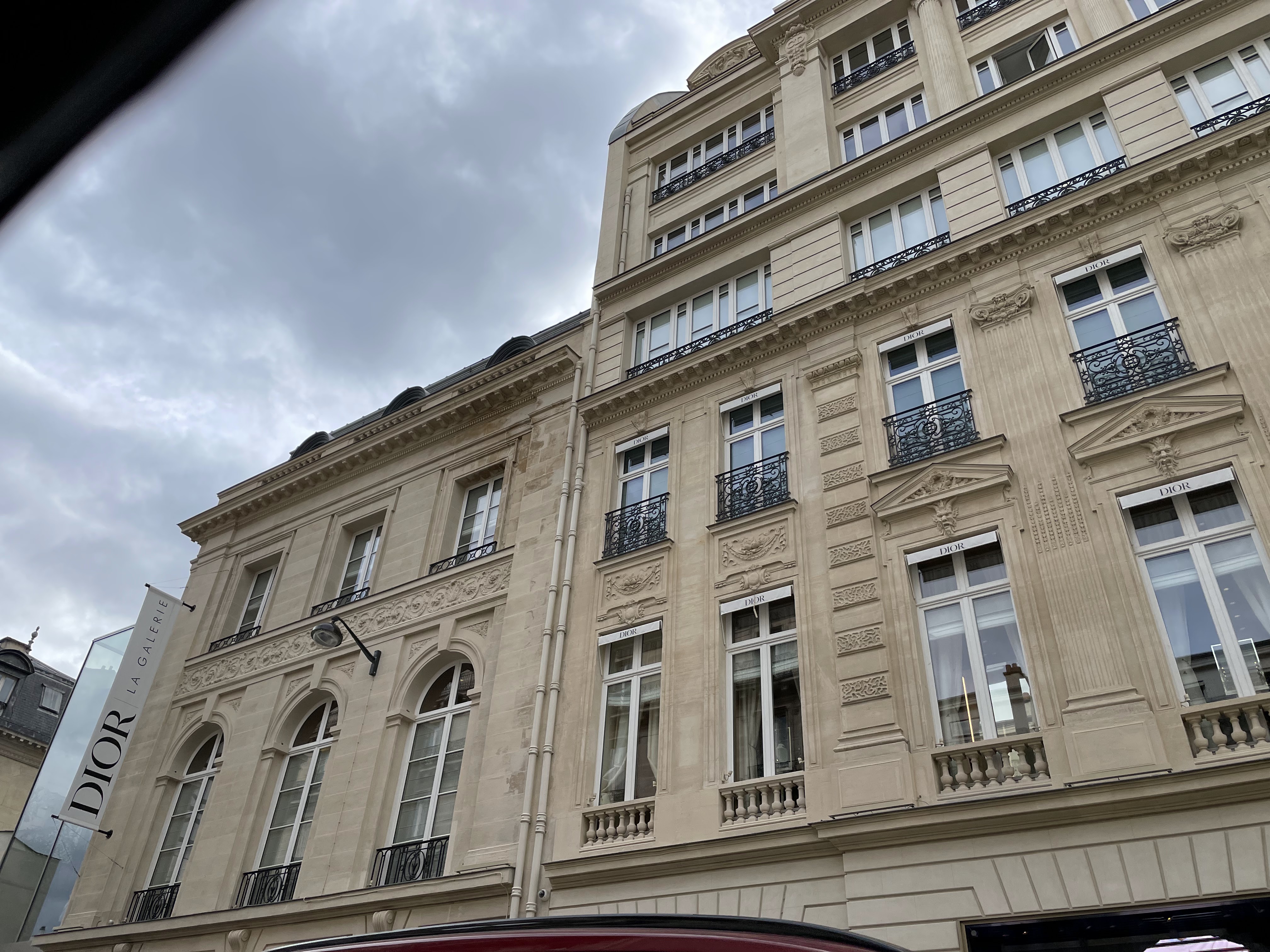 Photo n° 11 de l'avis de Lalitha.r fait le 02/10/2023 à 21:49