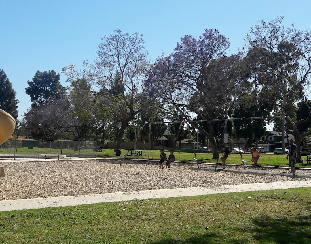 Bellflower City Caruthers Park