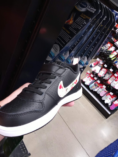 Sporting Goods Store «Academy Sports + Outdoors», reviews and photos, 140 E Bert Kouns Industrial Loop, Shreveport, LA 71106, USA