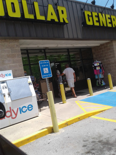 Discount Store «Dollar General», reviews and photos, 5611 Atlanta Hwy, Flowery Branch, GA 30542, USA