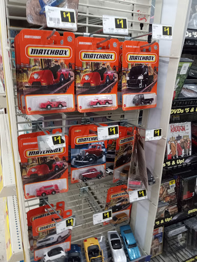 Shopping Mall «Village Square Shopping Center», reviews and photos, 2800 Recker Hwy, Winter Haven, FL 33880, USA