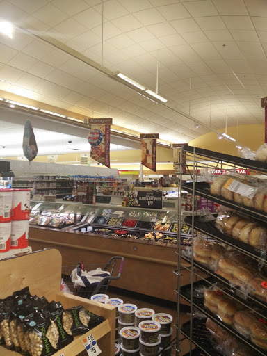 Grocery Store «Super Stop & Shop», reviews and photos, 4 Union Ave, Haskell, NJ 07420, USA