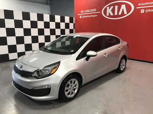 Kia of Huntington image 9