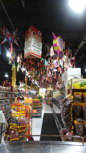 Grocery Store «El Zocalo Supermarket», reviews and photos, 452 US-17, Haines City, FL 33844, USA