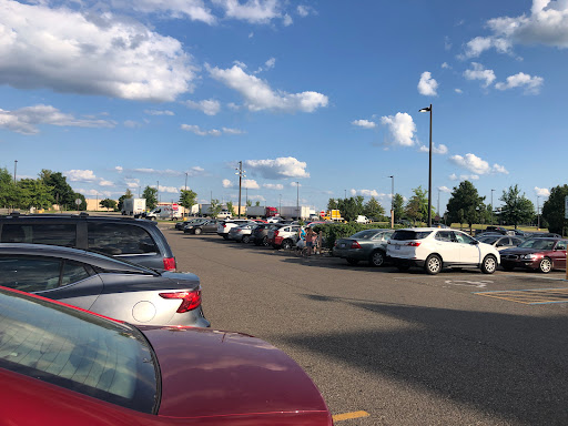 Department Store «Walmart Supercenter», reviews and photos, 6170 Saginaw Rd, Grand Blanc, MI 48439, USA