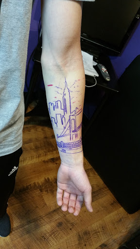 Tattoo Shop «Hope Gallery Tattoo», reviews and photos, 835 Woodward Ave, New Haven, CT 06512, USA