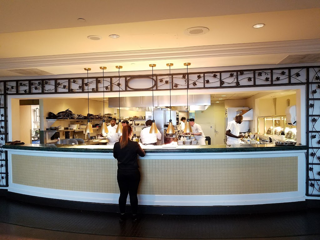 Water's Edge Grill 21613