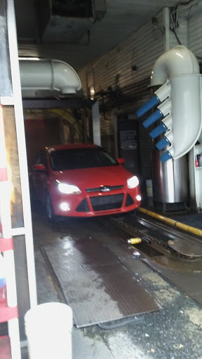 Sunny Day Car Wash en Bronx
