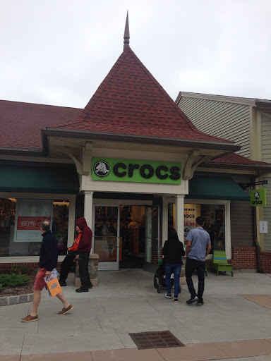 Shoe Store «Crocs», reviews and photos, 607 Bluebird Ct, Central Valley, NY 10917, USA