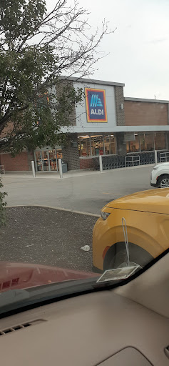 Supermarket «ALDI», reviews and photos, 1365 Lee St, Des Plaines, IL 60018, USA