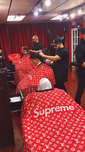 Barber Shop «The Barber Shop», reviews and photos, 70-23 Austin St, Forest Hills, NY 11375, USA