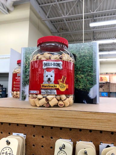 Pet Supply Store «Petco Animal Supplies», reviews and photos, 2901 32nd Ave S, Grand Forks, ND 58201, USA