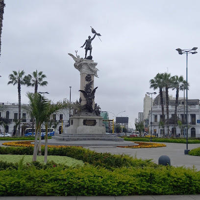 Plaza Francisco Bolognesi