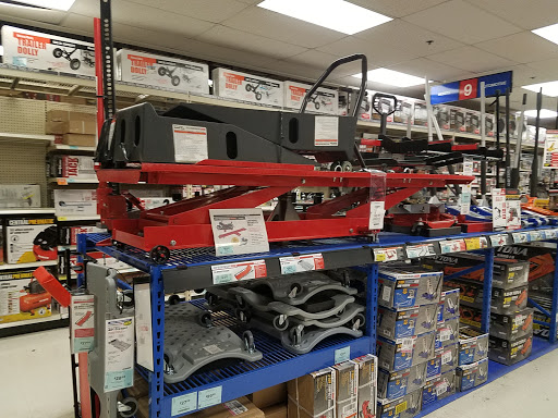 Hardware Store «Harbor Freight Tools», reviews and photos, 940 W Dundee Rd, Arlington Heights, IL 60004, USA