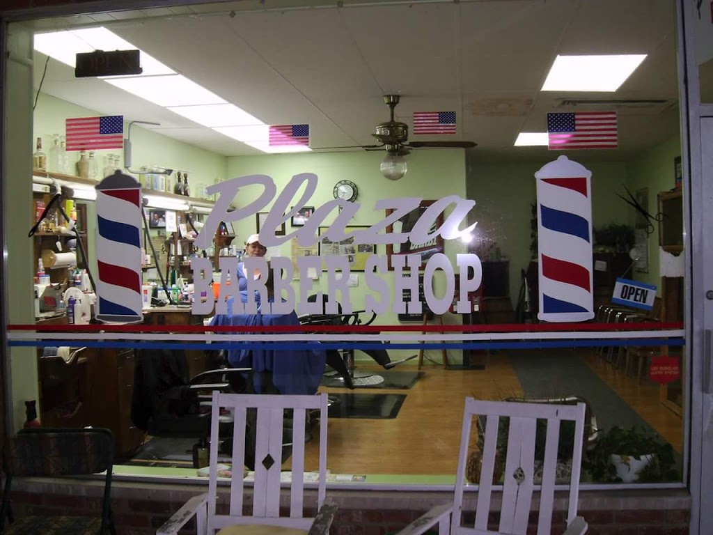 Plaza Barber Shop 40601
