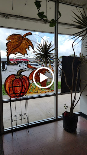 Donut Shop «Donut Palace», reviews and photos, 113 S Interstate Hwy 35, New Braunfels, TX 78130, USA