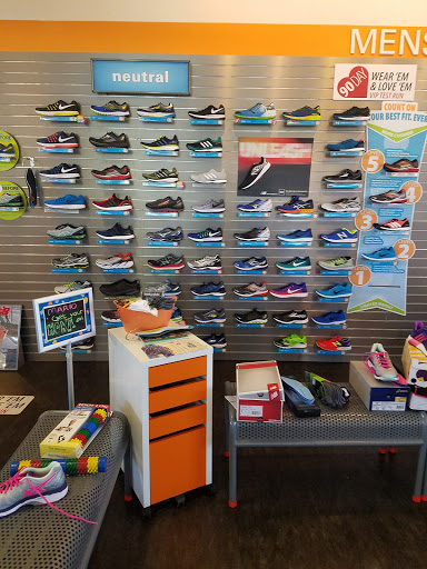 Running Store «Road Runner Sports», reviews and photos, 43 S McClintock Dr, Tempe, AZ 85281, USA