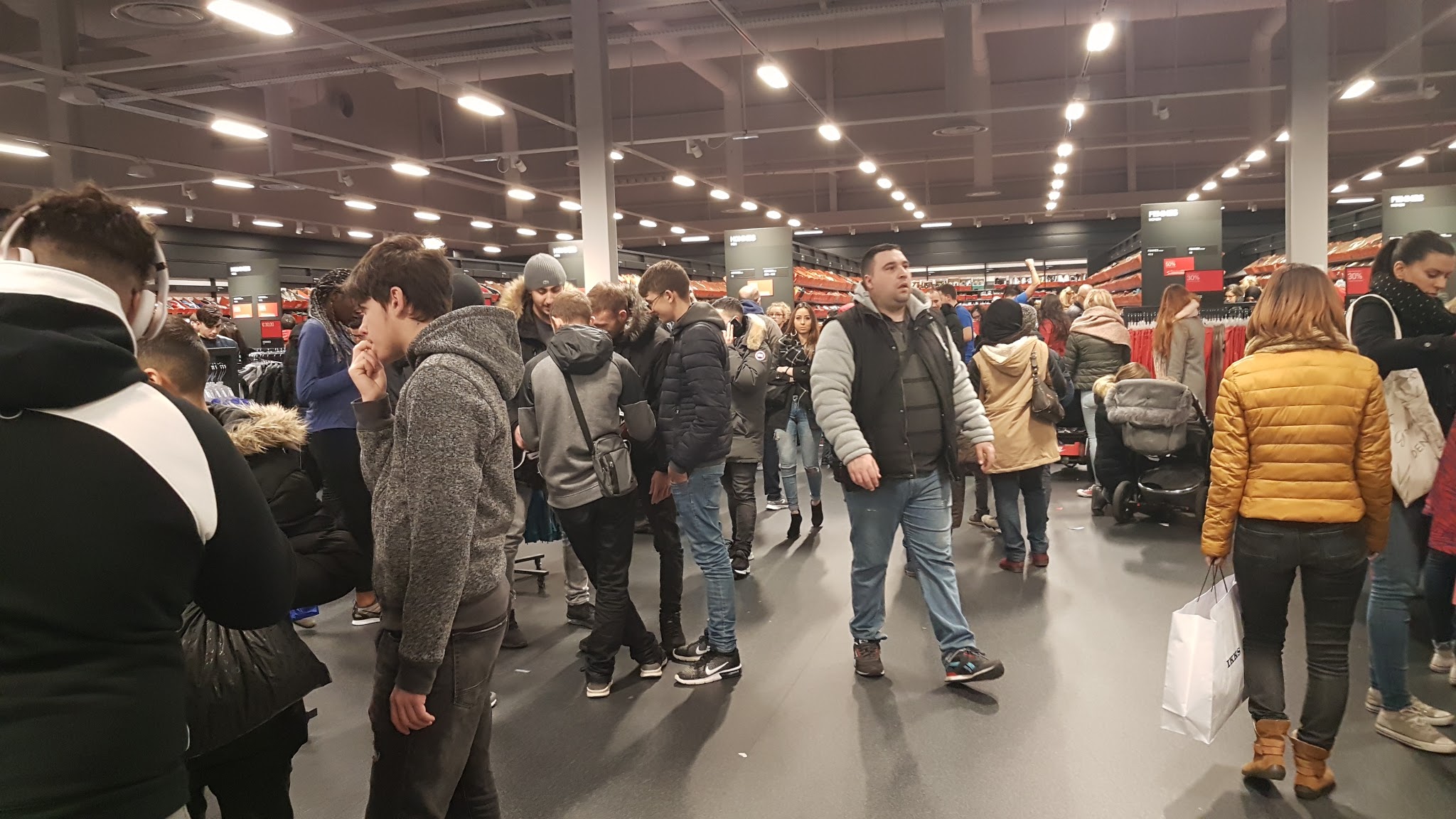 Photo n° 9 de l'avis de Sofiane.a fait le 06/03/2018 à 06:31