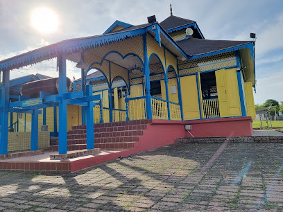 Masjid Kg Teluk Memali Seri Bougainvillea (Masjid Lama Kampung Teluk Memali)