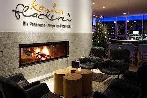 Kaminflackerei - Die Panorama-Lounge im Siebenquell image