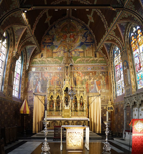 Beoordelingen van Basiliek van het Heilig Bloed in Brugge - Kerk