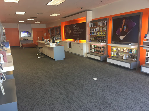 Cell Phone Store «AT&T Authorized Retailer», reviews and photos, 704 Montauk Hwy, West Babylon, NY 11704, USA