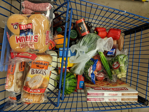 Grocery Store «Meijer», reviews and photos, 2160 Hartland Rd, Hartland, MI 48353, USA