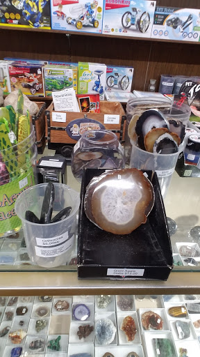 Toy Store «Brookside Toy and Science», reviews and photos, 330 W 63rd St, Kansas City, MO 64113, USA