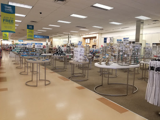 Department Store «Bealls Store», reviews and photos, 3565 Lakeland Highlands Rd, Lakeland, FL 33803, USA