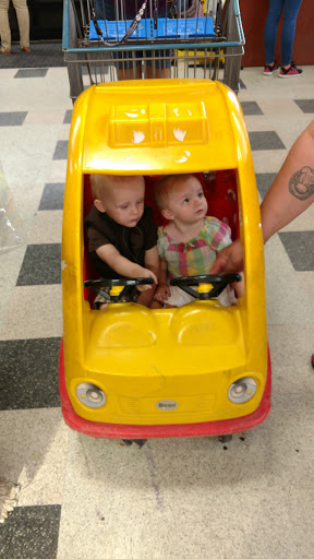 Grocery Store «Kroger», reviews and photos, 1200 E Bristol Rd, Burton, MI 48529, USA