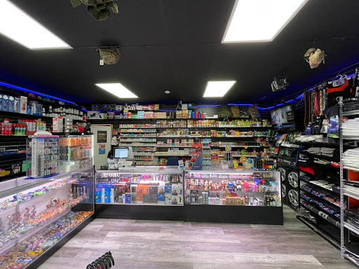 Clothing Store «Norcal Clothing and Smoke Shop», reviews and photos, 5802 Lindhurst Ave, Marysville, CA 95901, USA