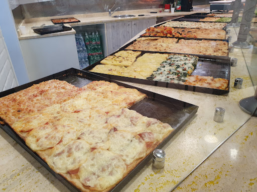 Pizzeria Prima O Poi in Latina, Provincia di Latina
