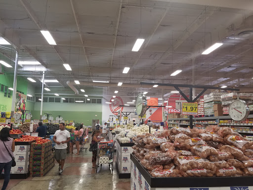 Grocery Store «El Super», reviews and photos, 315 San Fernando Mission Blvd, San Fernando, CA 91340, USA