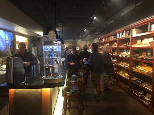 Cigar Shop «Mancave Cigar Lounge», reviews and photos, 2920 E Commercial Blvd, Fort Lauderdale, FL 33308, USA