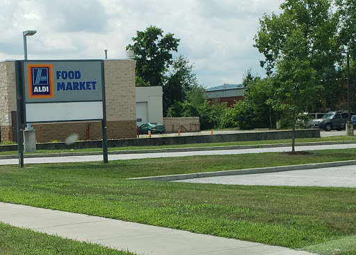 Supermarket «ALDI», reviews and photos, 263 S Main St, Rutland, VT 05701, USA