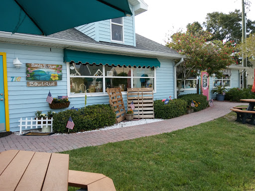Sandy Bottom Boutique, 716 Broadway, Dunedin, FL 34698, USA, 