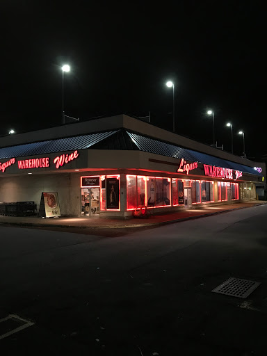 Liquor Store «Liquor & Wine Warehouse», reviews and photos, 1720 Eastchester Rd, Bronx, NY 10461, USA