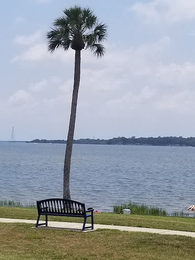 Memorial Park «Veterans Memorial Park», reviews and photos, 250 Shore Dr E, Oldsmar, FL 34677, USA