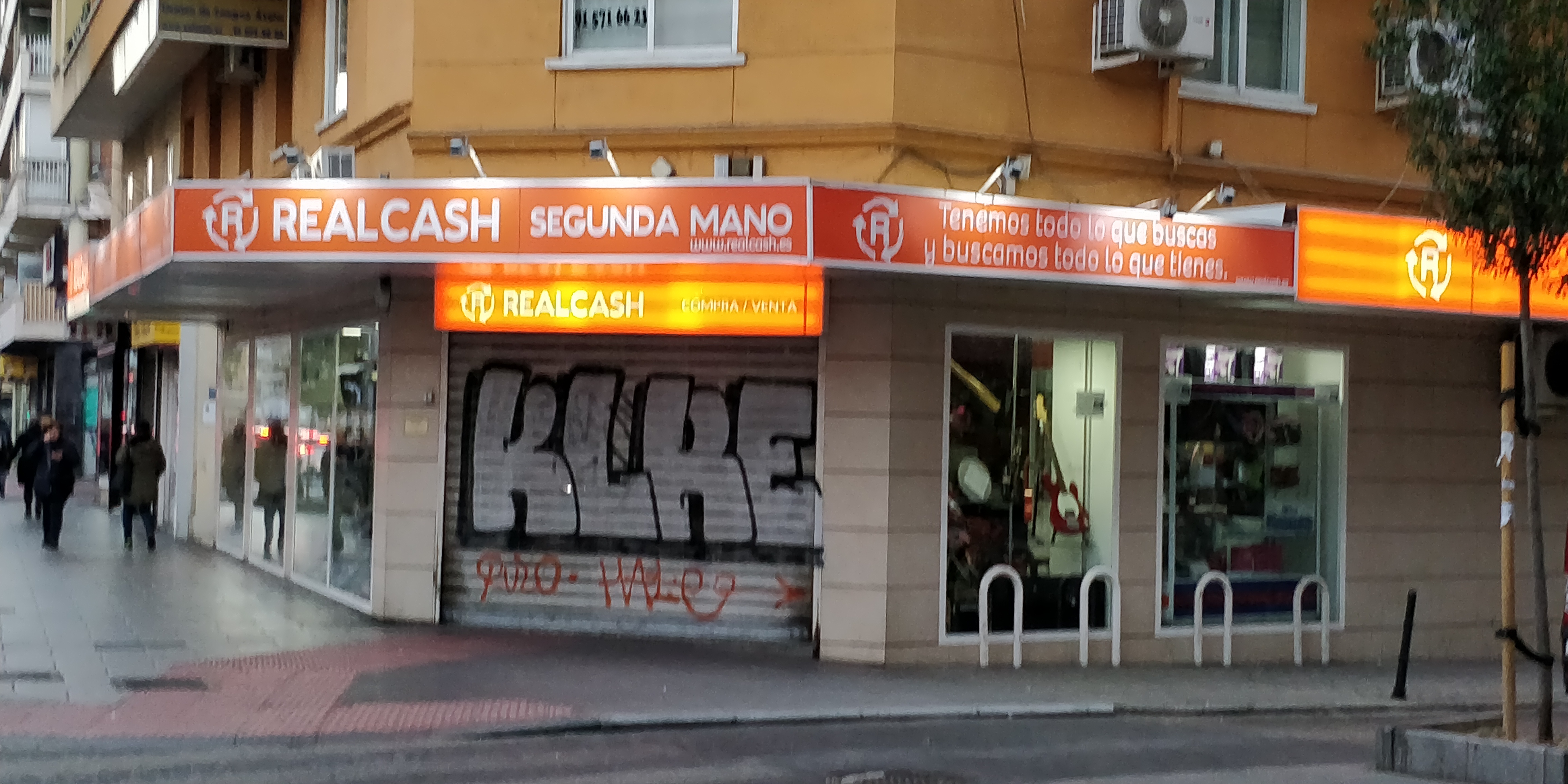 Tienda de segunda mano || Real Cash (Bravo Murillo)📍 - 14