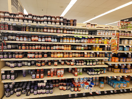 Grocery Store «Giant Food Stores», reviews and photos, 202 Chestnut St, Coplay, PA 18037, USA