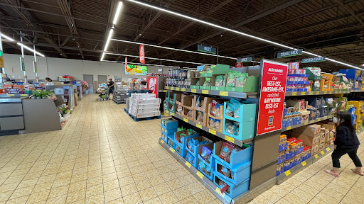 Supermarket «ALDI», reviews and photos, 4222 W Gate City Blvd, Greensboro, NC 27407, USA