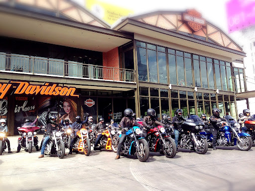 Motorcycle stores Bangkok