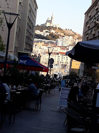 Atmosphère du Restaurant Le Caveau à Marseille - n°5