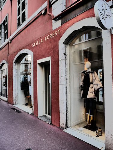 Magasin de vêtements pour femmes Stella Forest Annecy