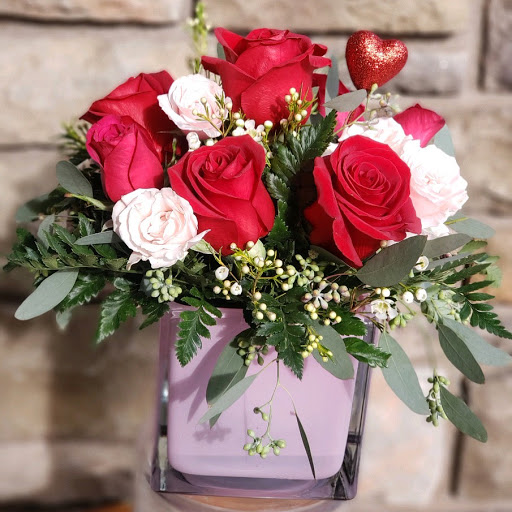 Florist «A Kitty & Family Florists», reviews and photos, 12 Eltingville Blvd, Staten Island, NY 10312, USA