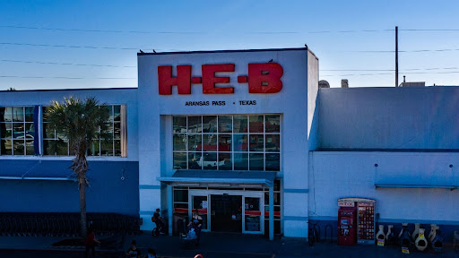 H-E-B Grocery, 101 E Goodnight Ave, Aransas Pass, TX 78336, USA, 