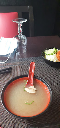 Plats et boissons du Restaurant japonais Orsay sushi - n°4