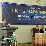 Review IIK STRADA INDONESIA