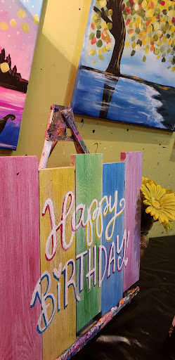 Party Planner «Bottle & Bottega La Grange», reviews and photos, 1 W Harris Ave, La Grange, IL 60525, USA